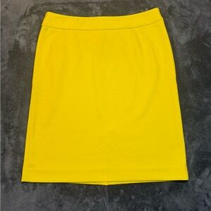 Premise pencil skirt. Size 12. Yellow Chartreuse
Excellent condition